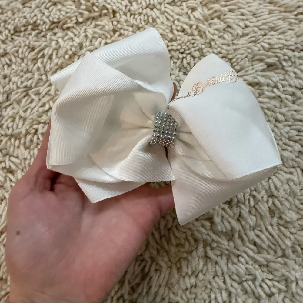 Disney | Bibbidi Bobbidi Boutique white bow